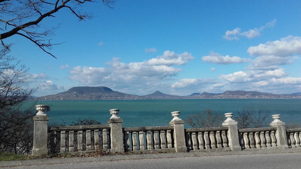 Villa Vizparti Nyaralo Fonyód Exterior foto